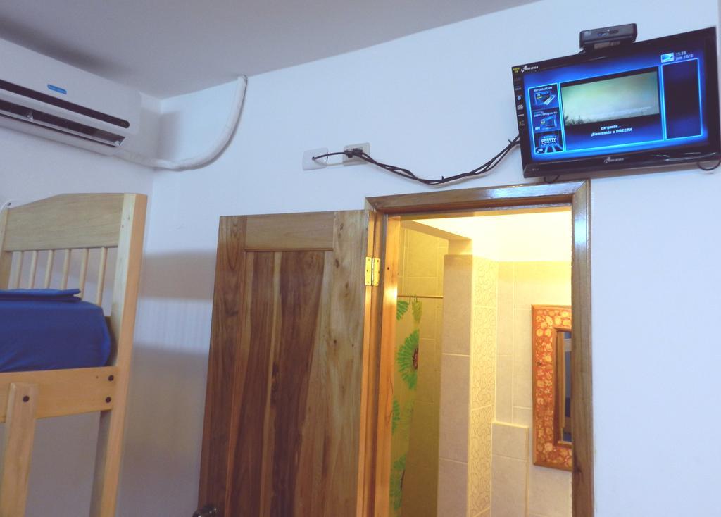 Hostal Yaku Montañita Habitación foto